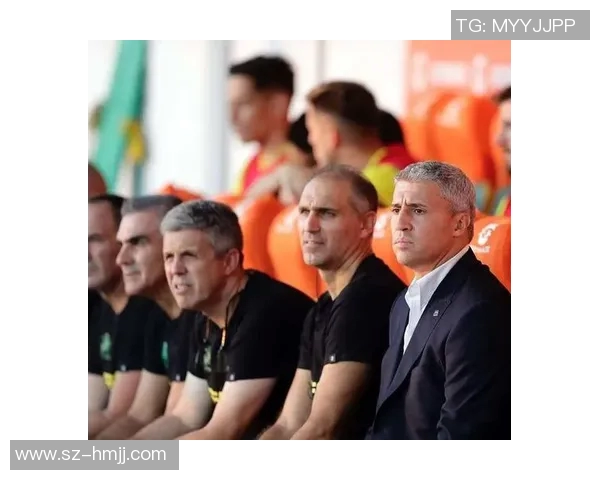 足球明星与妻子共享甜蜜时光的幸福生活揭秘